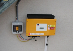 Měnič SMA SB3000