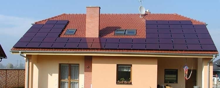 Hybridní fotovoltaický systém